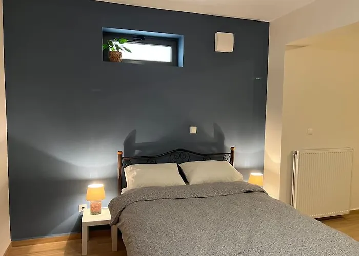 Spacious 3' From