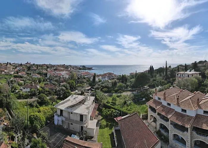 Spacious 3' From * Stoúpa